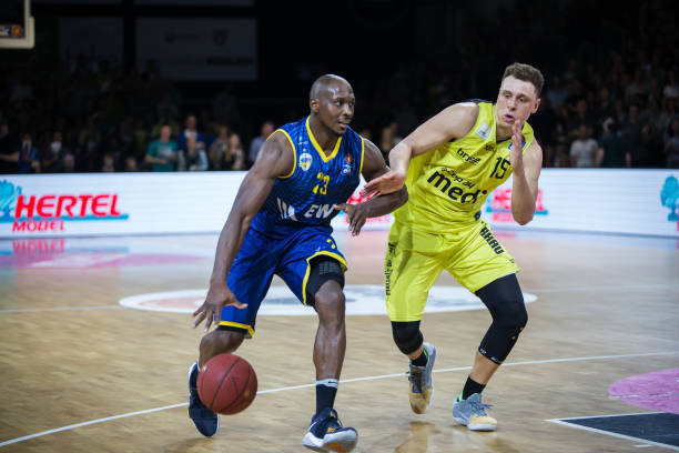 队的进攻核 队的进攻核