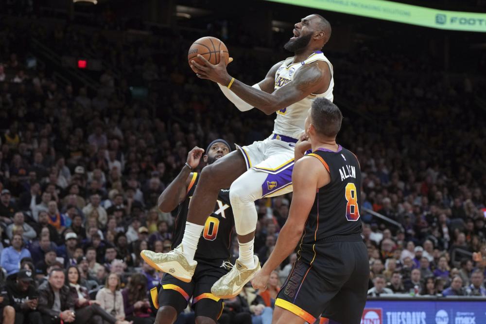 他以无与伦 他以无与伦