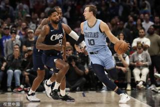 他把节奏从 他把节奏从